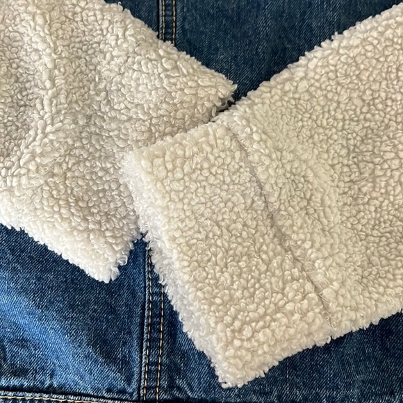Teddy Sherpa jean jacket XXL white faux fur blue denim button front coat boxyfit - Picture 9 of 10